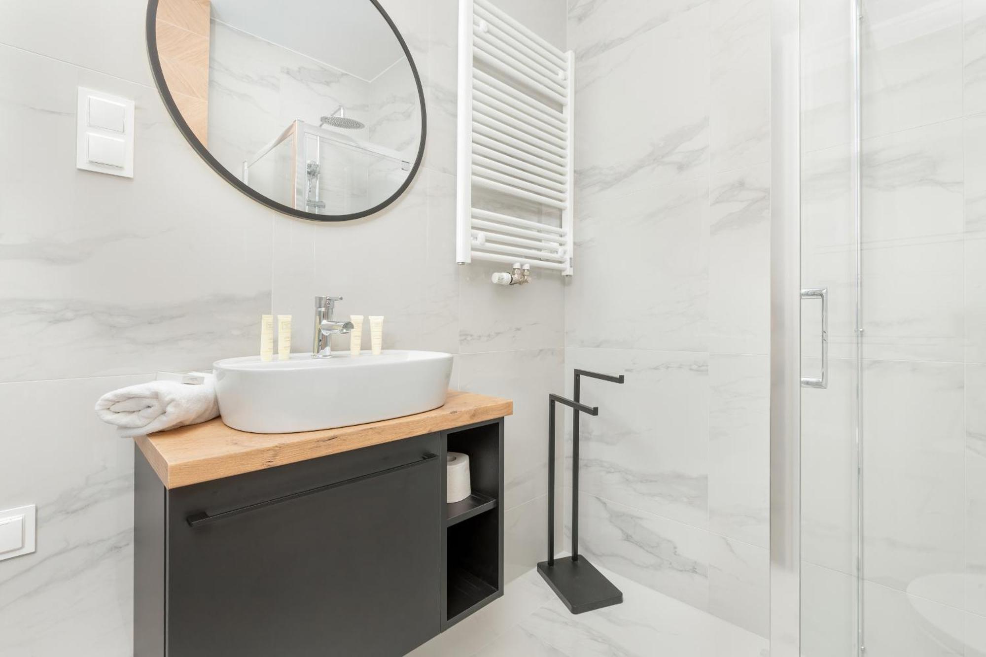 Apartament Na 15 Pietrze Z Widokiem Na Zatoke W Gdyni I Parkingiem By Noclegi Renters グディニャ エクステリア 写真